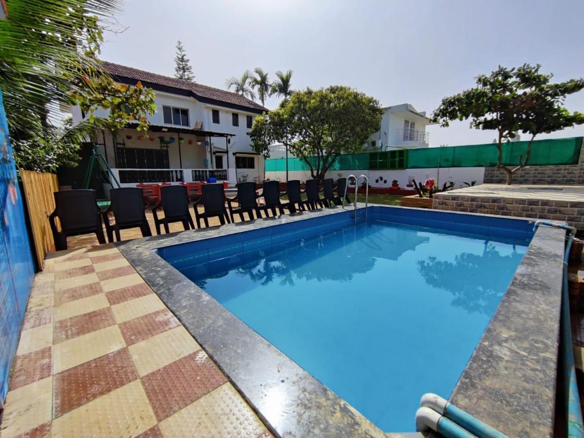 Rose Villa Lonavala Exteriör bild