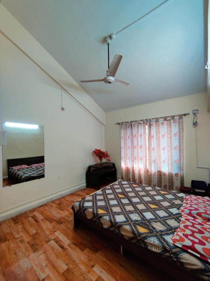 Rose Villa Lonavala Exteriör bild