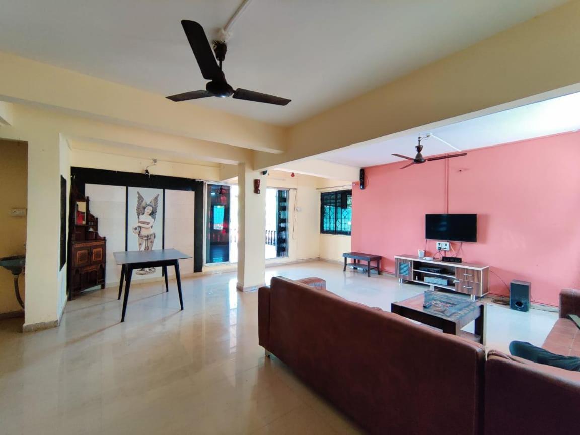 Rose Villa Lonavala Exteriör bild