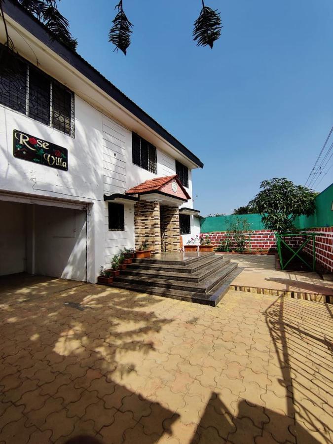 Rose Villa Lonavala Exteriör bild