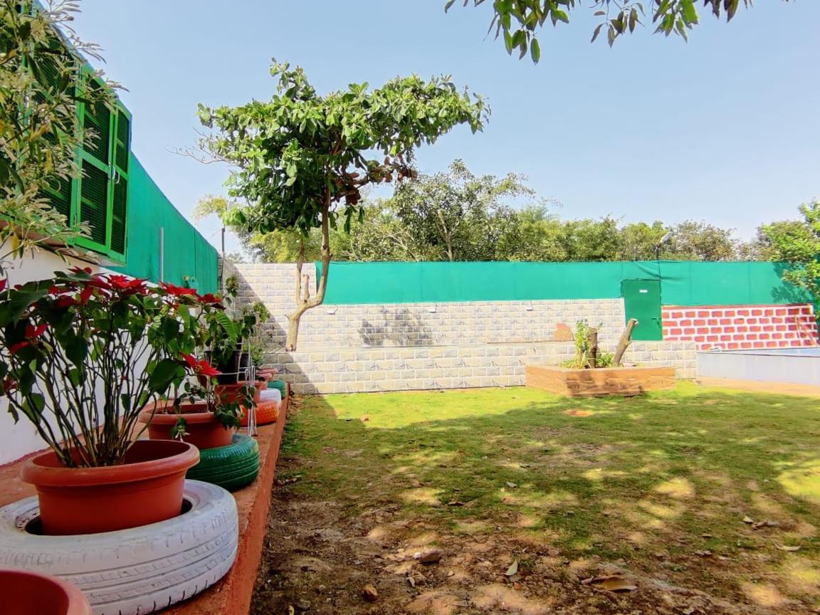 Rose Villa Lonavala Exteriör bild